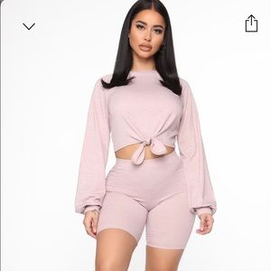 Fashion Nova- Lounge Set.